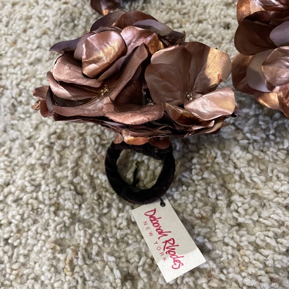 Deborah Rhodes Napkin Rings - Picture 3 of 3